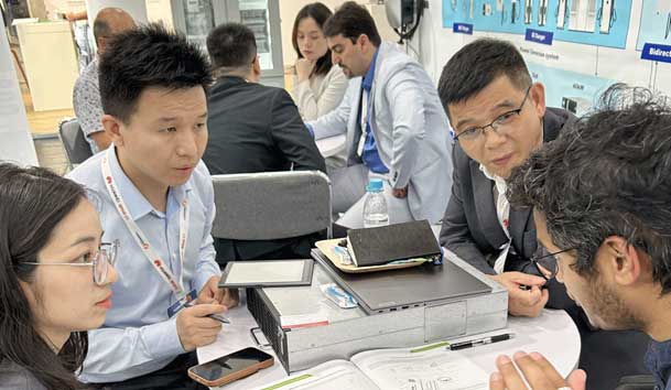 鴻嘉利閃耀2024歐洲智慧能源展丨聚焦創(chuàng)新技術(shù)，共筑全球碳中和未來(圖11)
